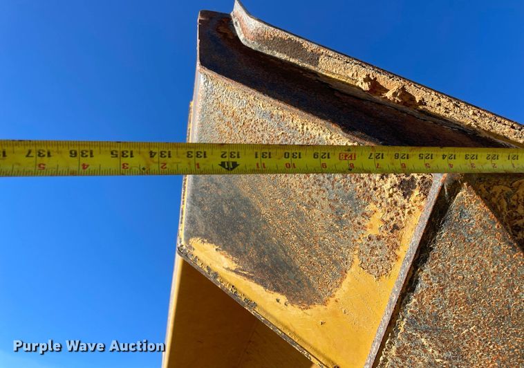 image for item LV9249 2014 Caterpillar 740B  haul truck