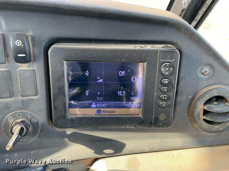 image for item LV9249 2014 Caterpillar 740B  haul truck