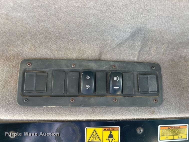 image for item LV9249 2014 Caterpillar 740B  haul truck