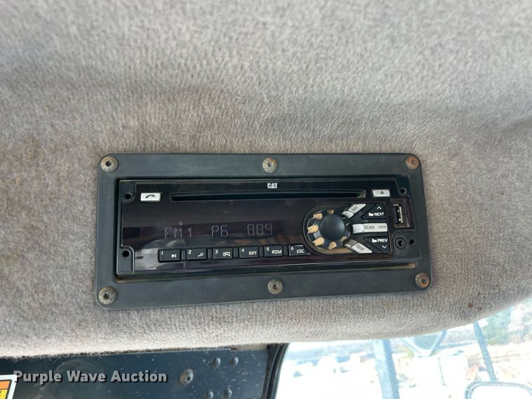 image for item LV9249 2014 Caterpillar 740B  haul truck