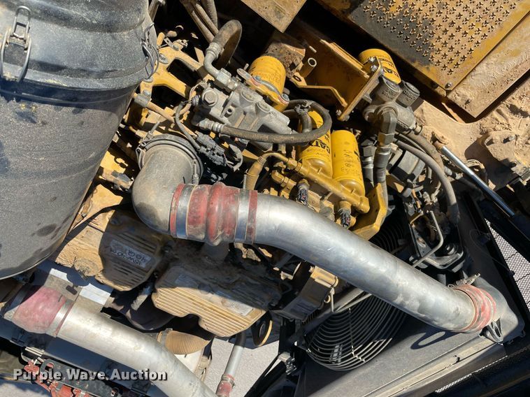 image for item LV9249 2014 Caterpillar 740B  haul truck