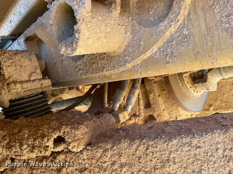 image for item LV9249 2014 Caterpillar 740B  haul truck