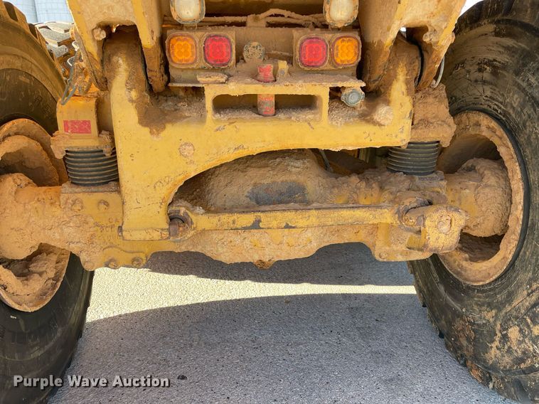 image for item LV9249 2014 Caterpillar 740B  haul truck