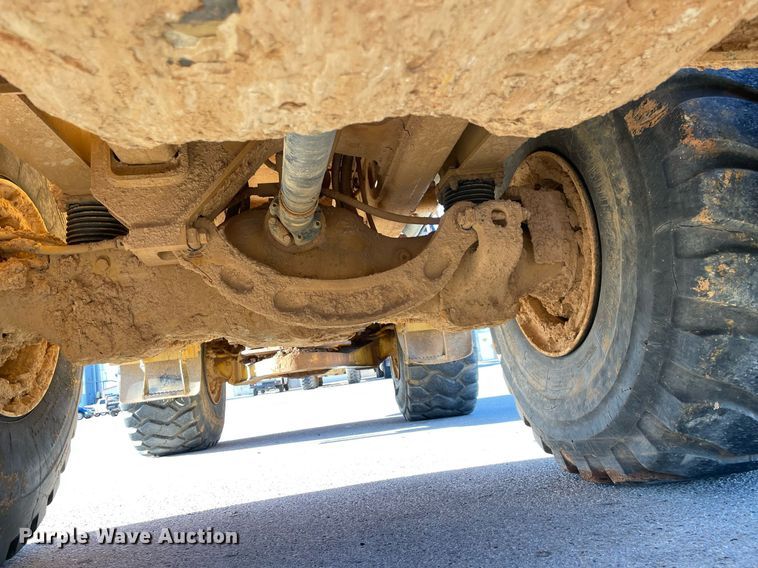 image for item LV9249 2014 Caterpillar 740B  haul truck