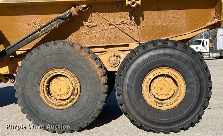 image for item LV9249 2014 Caterpillar 740B  haul truck