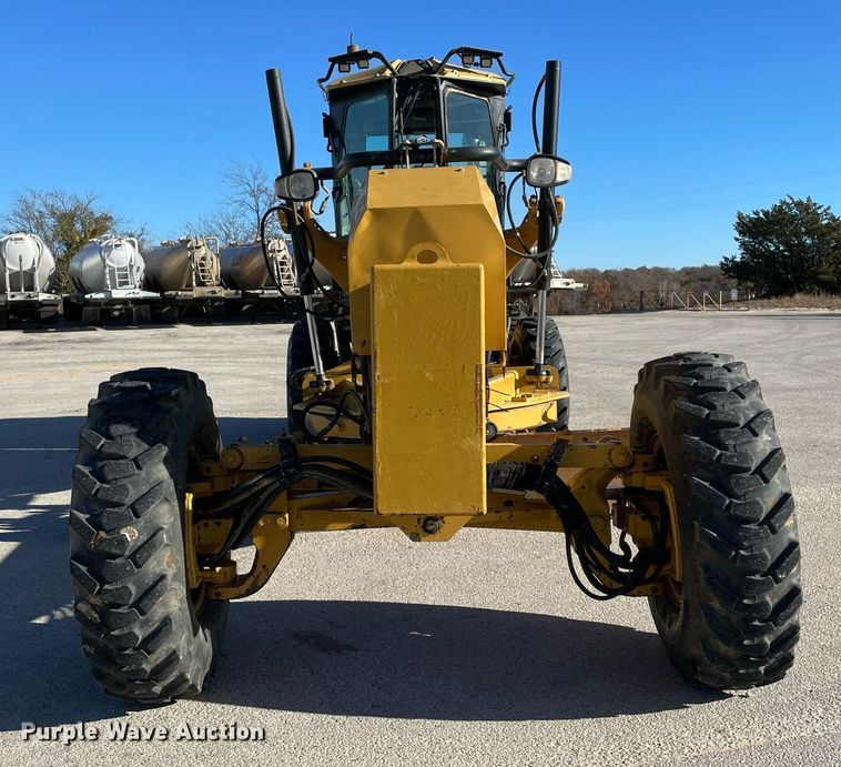 image for item LV9250 2011 Caterpillar 120M  motor grader