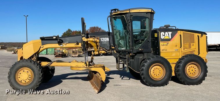 image for item LV9250 2011 Caterpillar 120M  motor grader