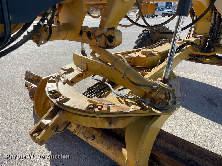 image for item LV9250 2011 Caterpillar 120M  motor grader