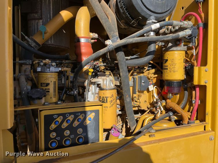 image for item LV9250 2011 Caterpillar 120M  motor grader