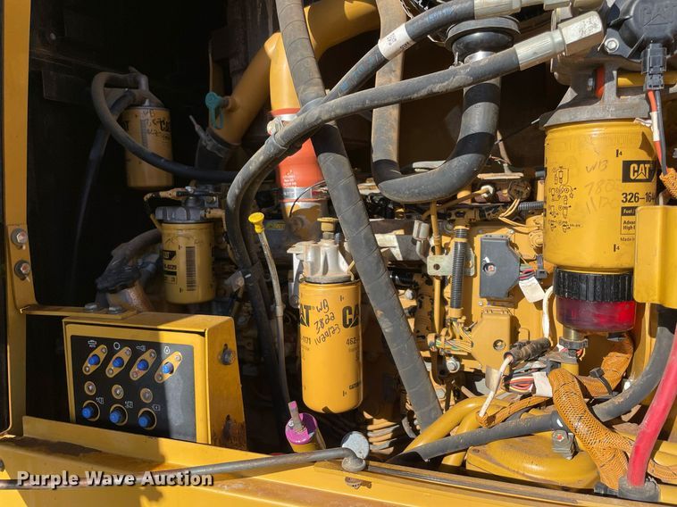 image for item LV9250 2011 Caterpillar 120M  motor grader