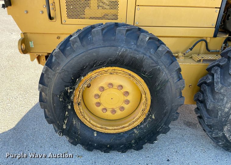 image for item LV9250 2011 Caterpillar 120M  motor grader