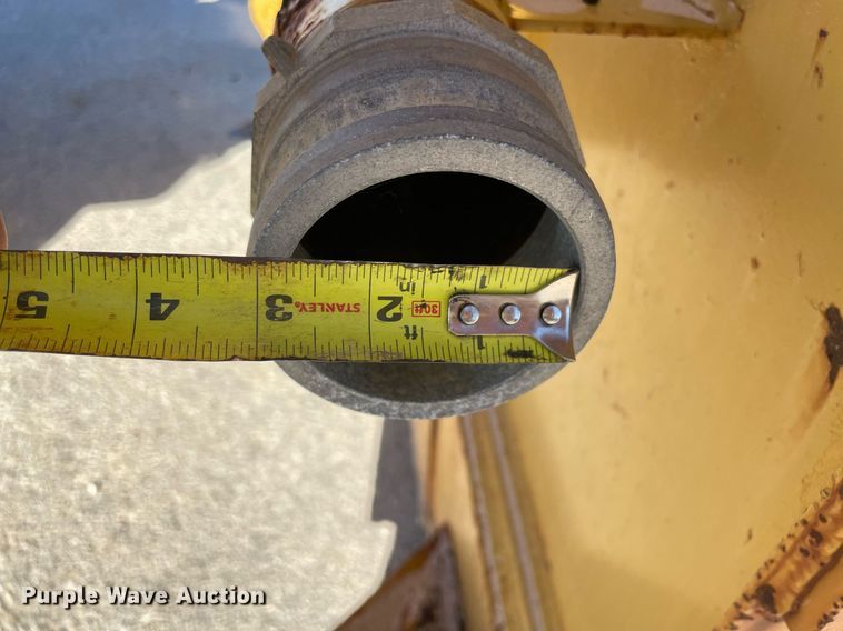 image for item LV9251 Caterpillar 613C Series II  water wagon