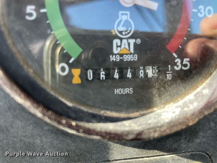 image for item LV9251 Caterpillar 613C Series II  water wagon