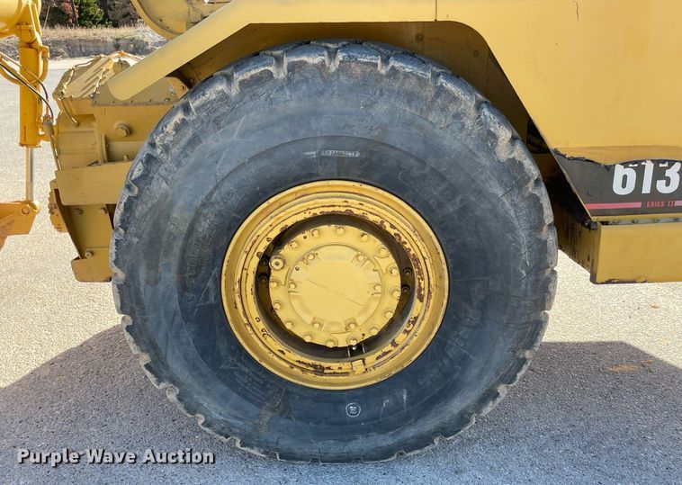 image for item LV9251 Caterpillar 613C Series II  water wagon