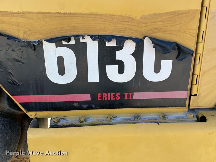 image for item LV9251 Caterpillar 613C Series II  water wagon