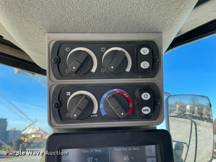 image for item LV9252 2017 Caterpillar 966M  wheel loader