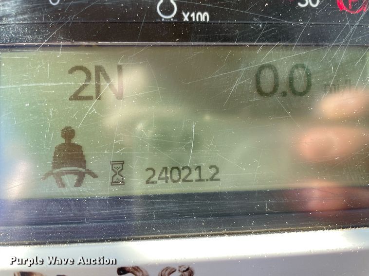 image for item LV9252 2017 Caterpillar 966M  wheel loader