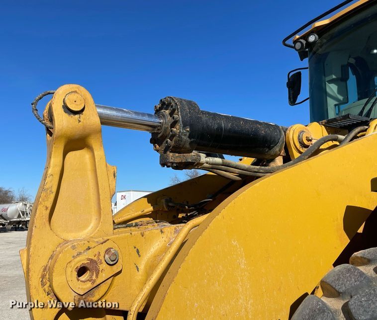 image for item LV9253 2015 Caterpillar 972M  wheel loader