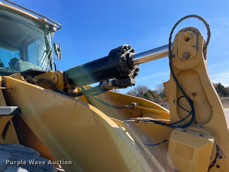 image for item LV9253 2015 Caterpillar 972M  wheel loader