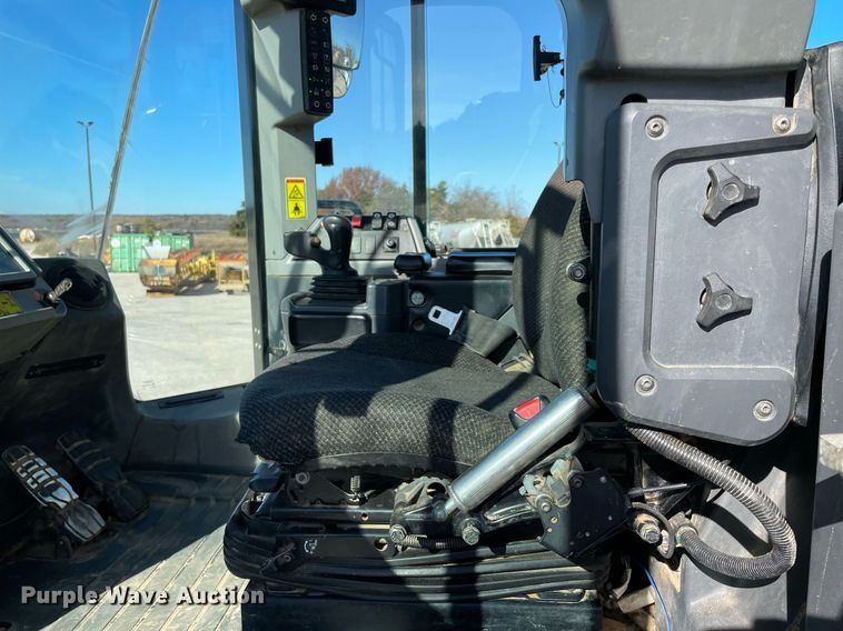 image for item LV9253 2015 Caterpillar 972M  wheel loader