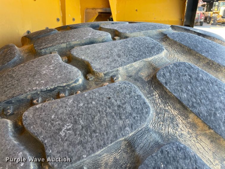 image for item LV9253 2015 Caterpillar 972M  wheel loader