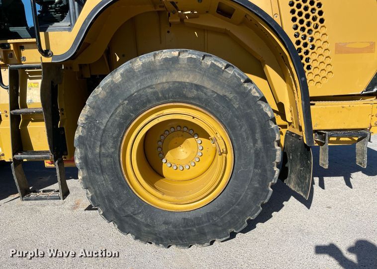 image for item LV9253 2015 Caterpillar 972M  wheel loader