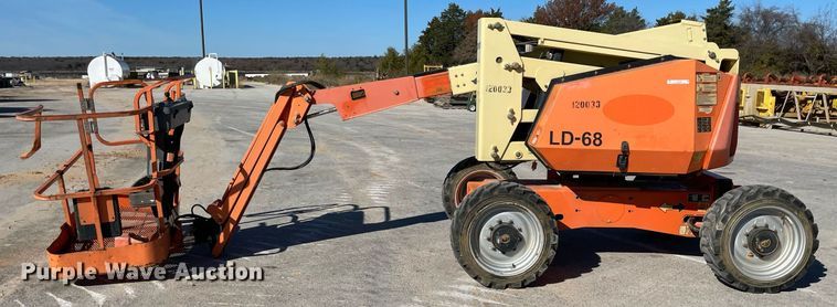 image for item LV9254 2011 JLG 340AJ  boom lift