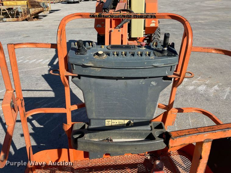 image for item LV9254 2011 JLG 340AJ  boom lift