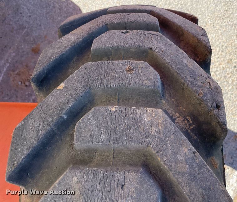 image for item LV9254 2011 JLG 340AJ  boom lift