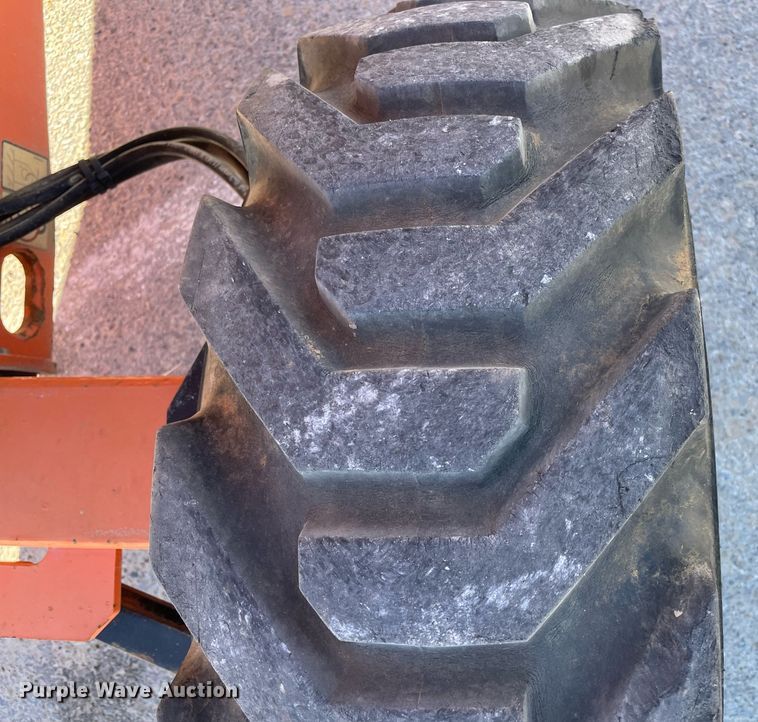 image for item LV9254 2011 JLG 340AJ  boom lift