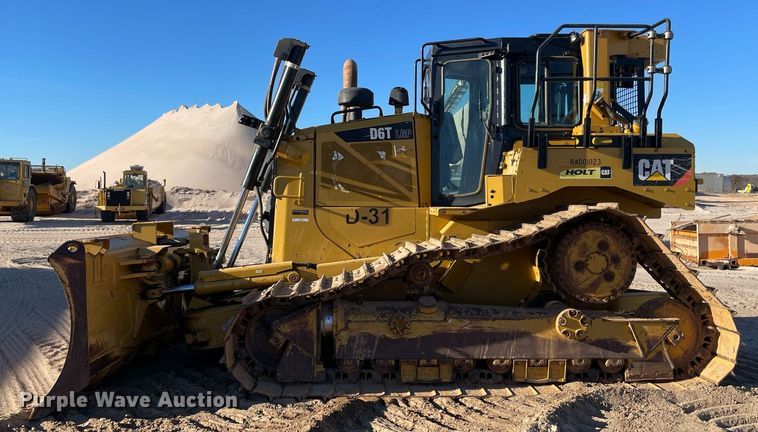 image for item LV9259 2017 Caterpillar D6T  dozer