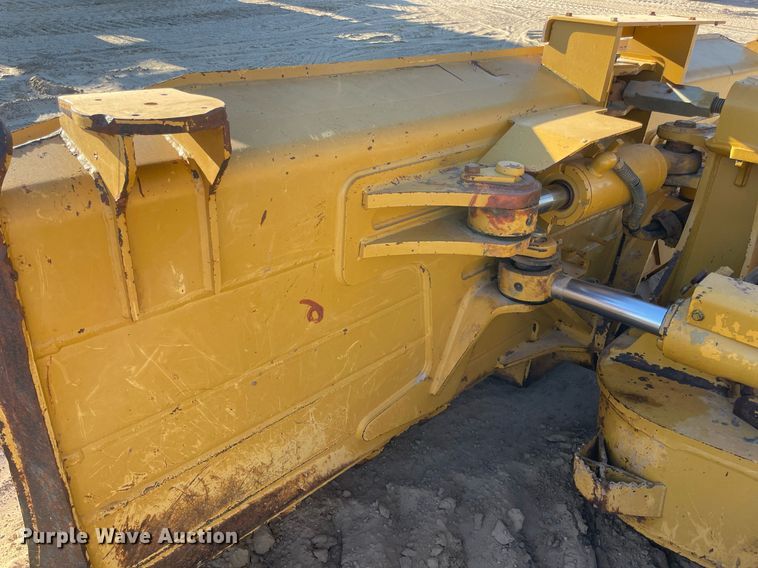 image for item LV9259 2017 Caterpillar D6T  dozer