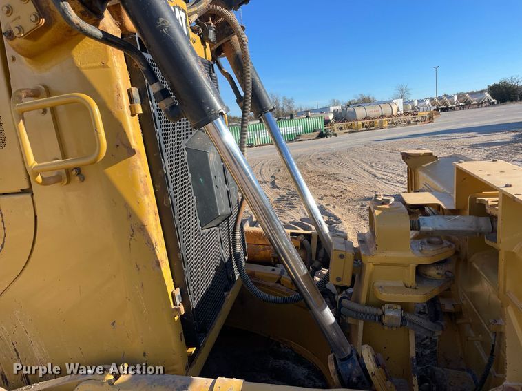 image for item LV9259 2017 Caterpillar D6T  dozer