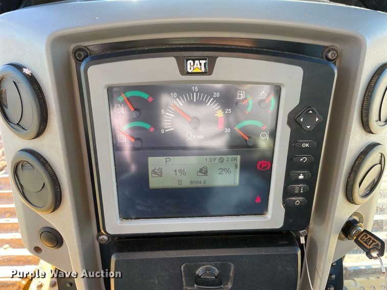 image for item LV9259 2017 Caterpillar D6T  dozer