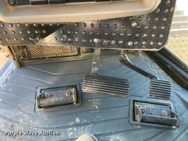 image for item LV9259 2017 Caterpillar D6T  dozer