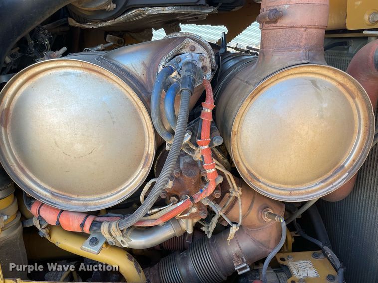 image for item LV9259 2017 Caterpillar D6T  dozer