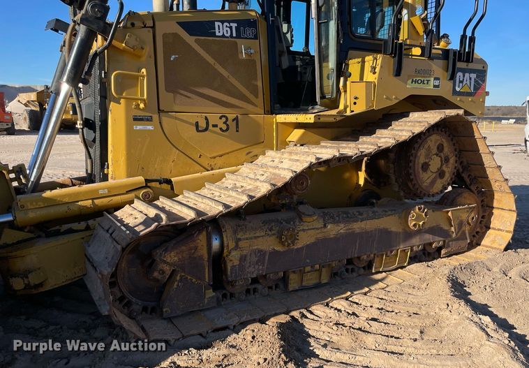 image for item LV9259 2017 Caterpillar D6T  dozer