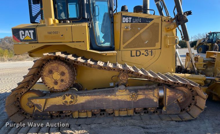 image for item LV9259 2017 Caterpillar D6T  dozer