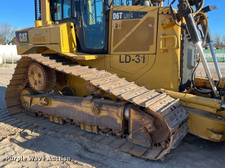 image for item LV9259 2017 Caterpillar D6T  dozer