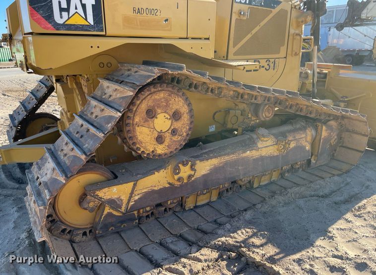 image for item LV9259 2017 Caterpillar D6T  dozer