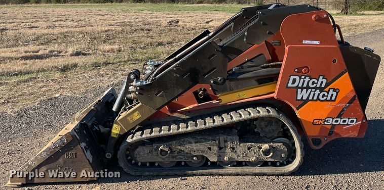 image for item LV9272 2020 Ditch Witch SK3000  compact utility loader