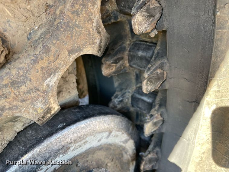 image for item LV9272 2020 Ditch Witch SK3000  compact utility loader