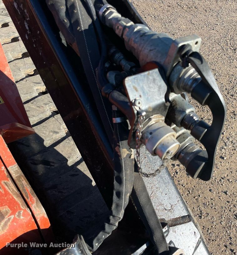 image for item LV9273 2020 Ditch Witch SK3000  compact utility loader