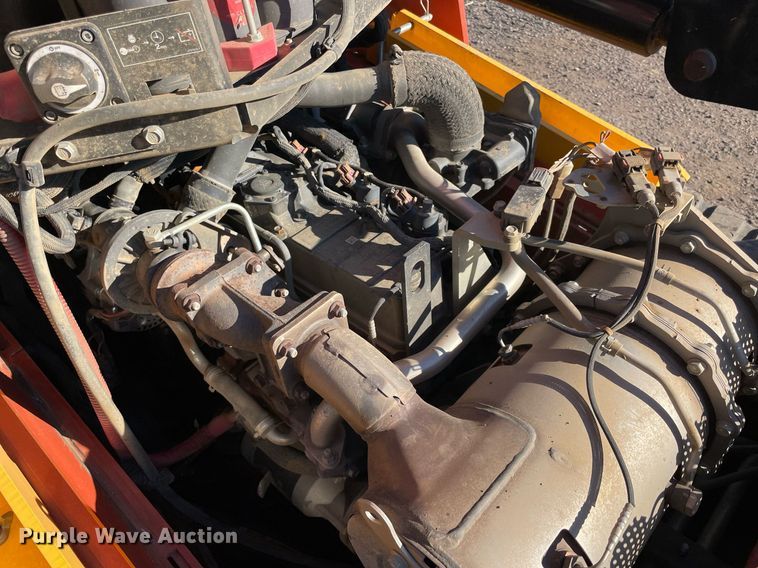 image for item LV9273 2020 Ditch Witch SK3000  compact utility loader