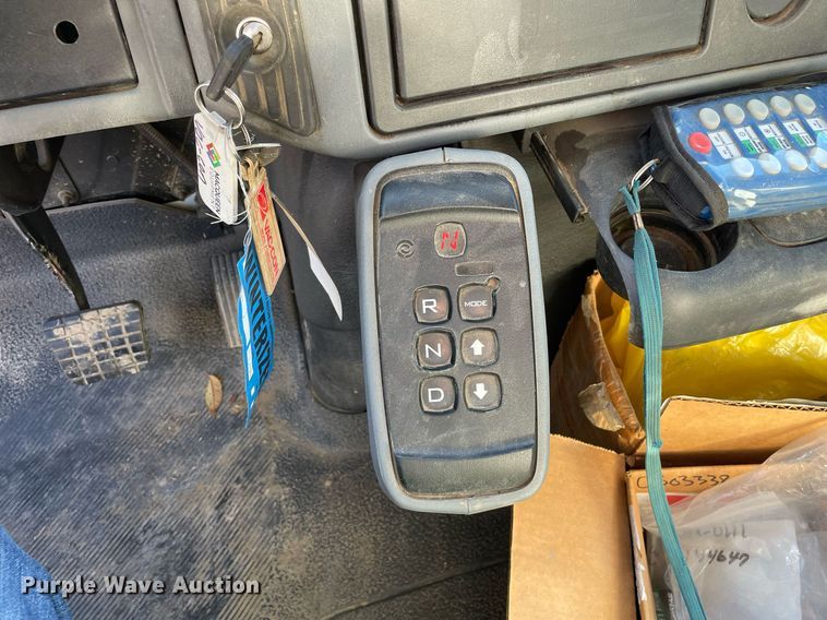 image for item LV9971 2006 International 7500  sewer jetter truck