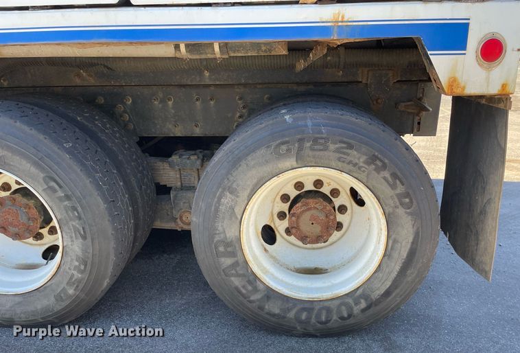 image for item LV9971 2006 International 7500  sewer jetter truck