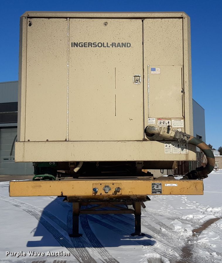 image for item LX9851 1991 Great Lakes  sandblasting trailer
