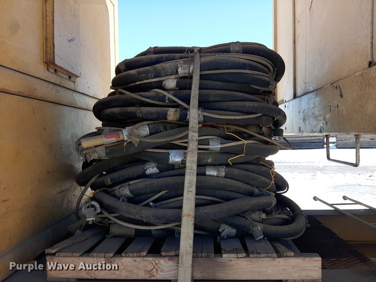 image for item LX9851 1991 Great Lakes  sandblasting trailer