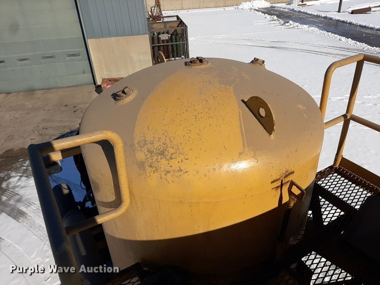 image for item LX9851 1991 Great Lakes  sandblasting trailer