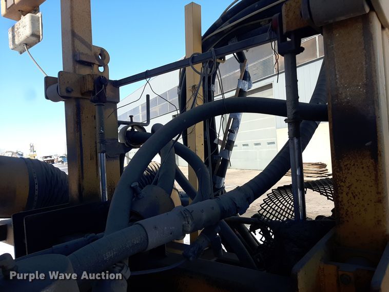 image for item LX9851 1991 Great Lakes  sandblasting trailer